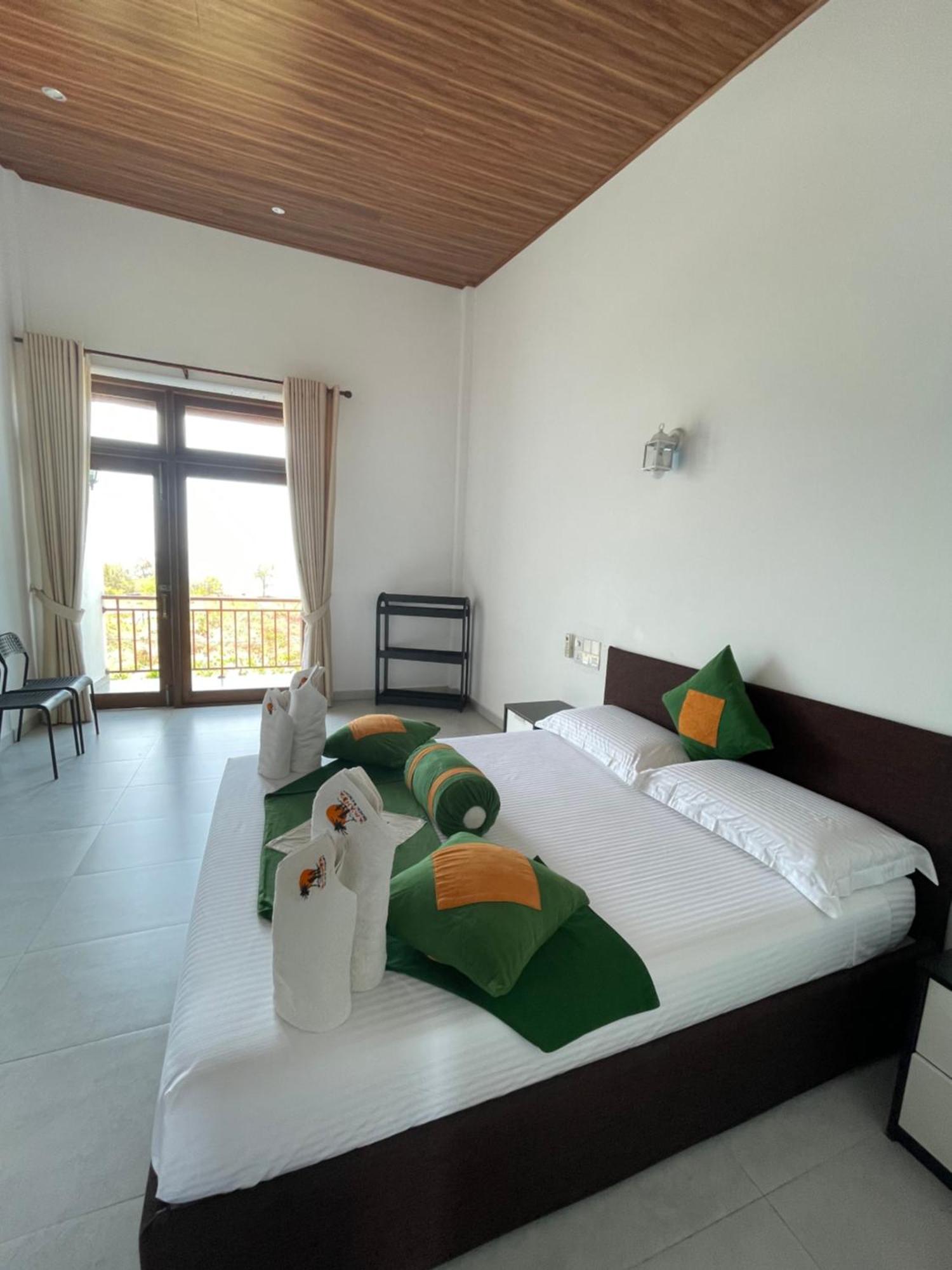 Amanda Beach Resort Passikudah Exterior photo